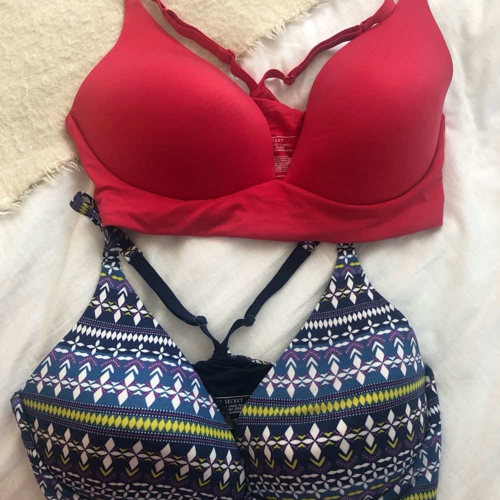 (2) Body by Victoria Secret Bra